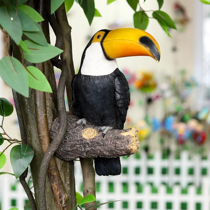 Toucan Bird Figurine Tree Hugger Decor Hanging Resin Ornaments Garden Statue Creative Simulation Animal Yard Wall Decoration - Image 2