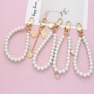 Vintage Korean Fashion Pearl Keychain Women Girl Gold Metal Chain Key Ring