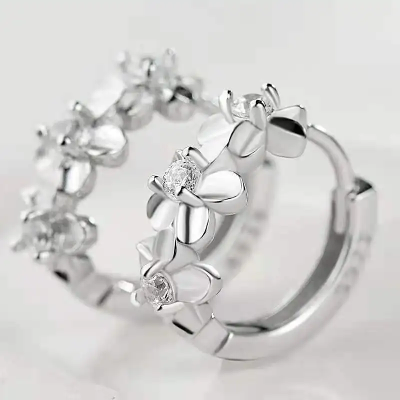 Wholesale Fashion 18K Gold Small Flower Earrings Round Crystal Zircon Elegant Cute Women Charms Wedding Jewelry Gift - Image 5
