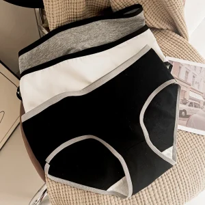 Women Panties Mid-Waist Cotton Solid Simple Sports Underwear Трусы Женские Briefs Comfortable Breathable Female's Lingerie