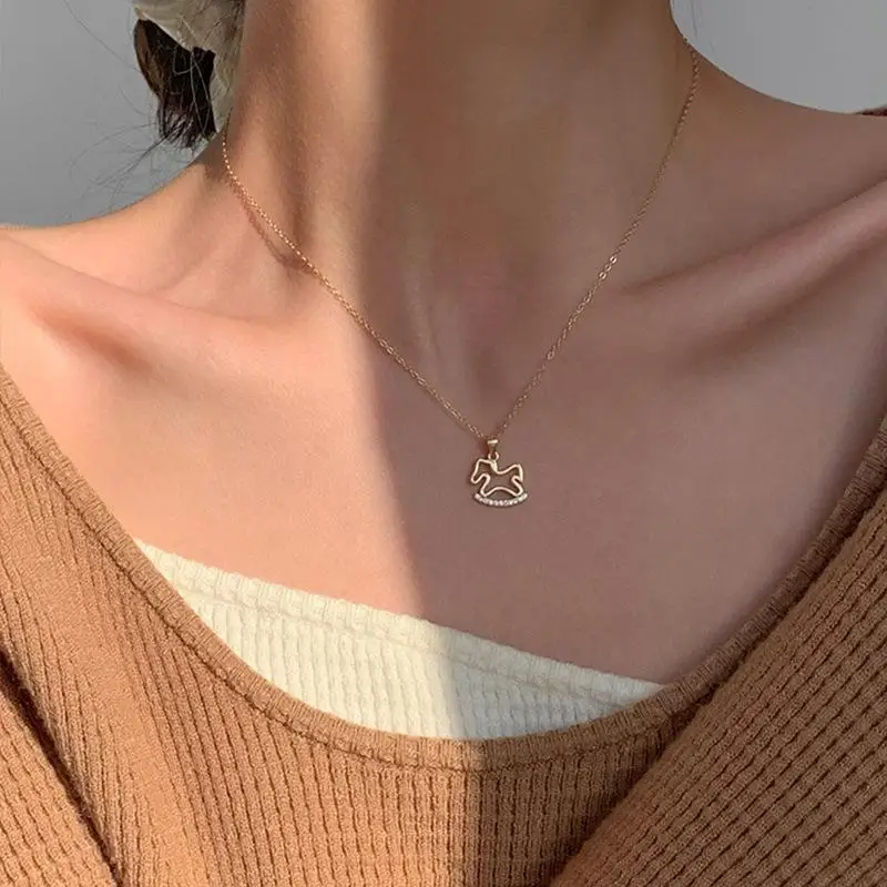 Wooden Horse Pendant Collarbone Chain with Zircon Accessory for Girls - Image 4