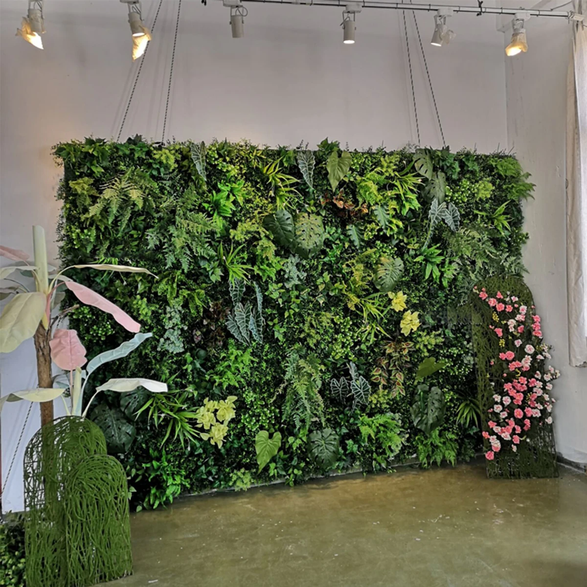 Artificial Plant Wall Reusable Grass Backdrop Wall Panel Plastic Garden Grass Flower Wall Fake Green Plant Hanging Fencing Décor - Image 4