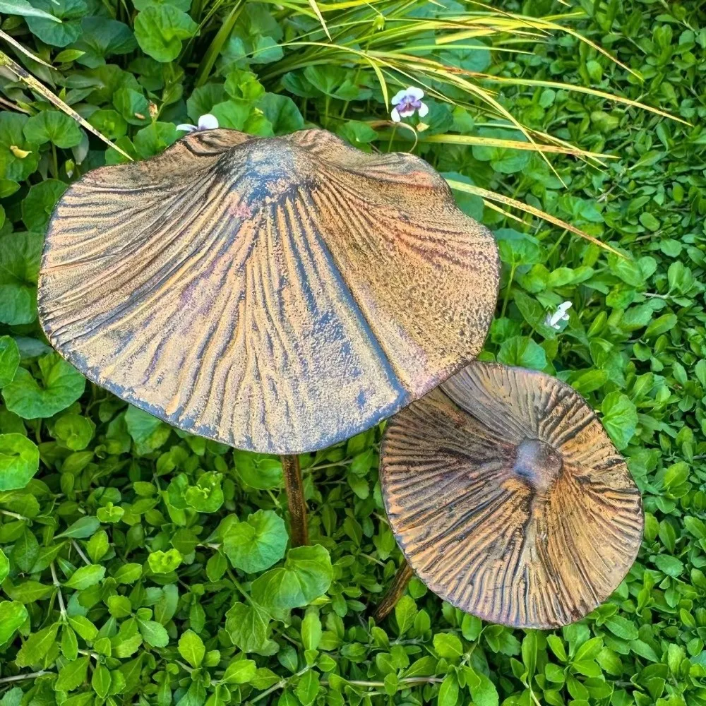 Retro Garden Decoration Metal Rusty Mushroom Halloween Decoration Metal Rusty Mushroom Plaque Mushroom Decoration Garden - Image 3