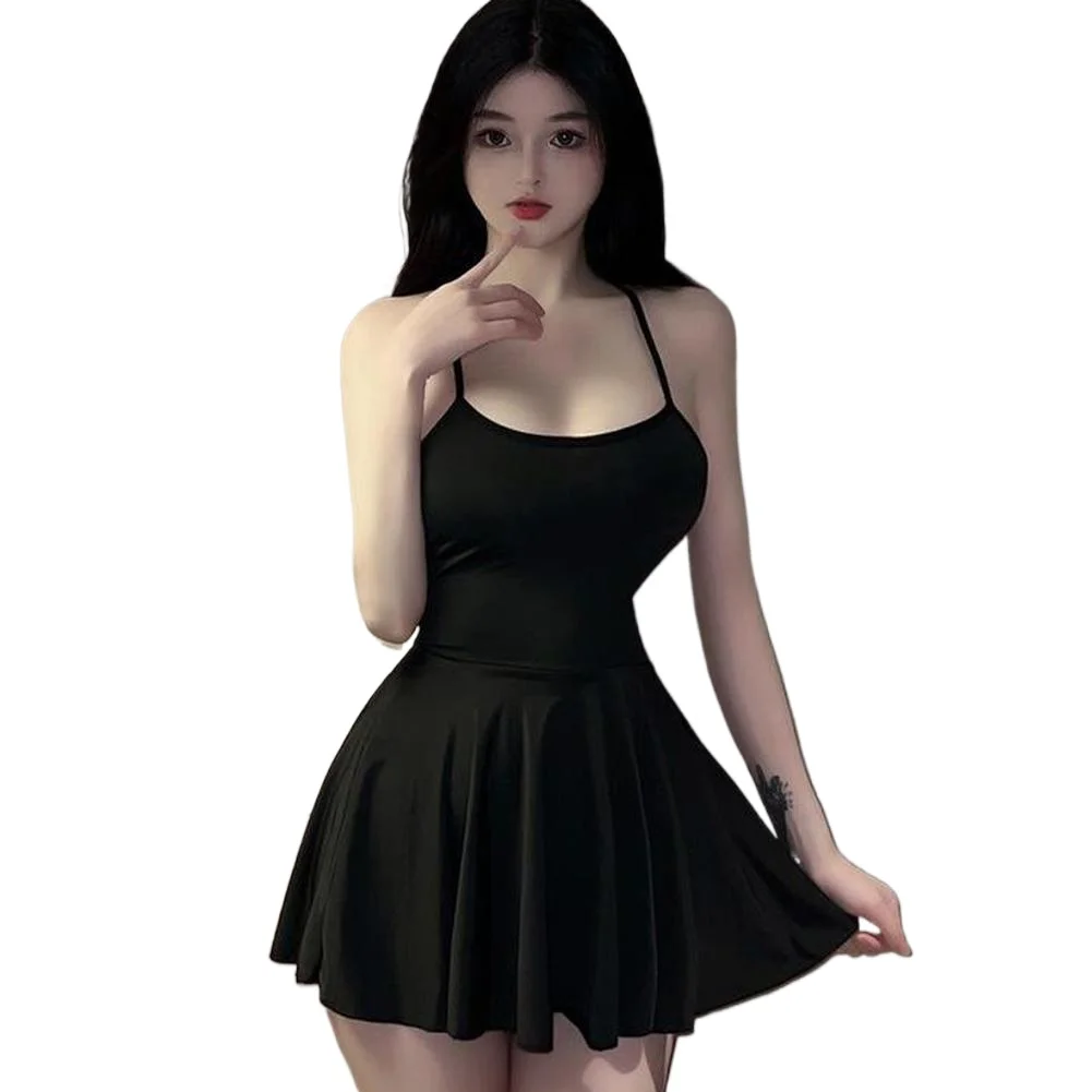 Sexy women's pleated mini dress, uniform suspender mini dress, nightclub clothing, seductive pleated edge dress, backless