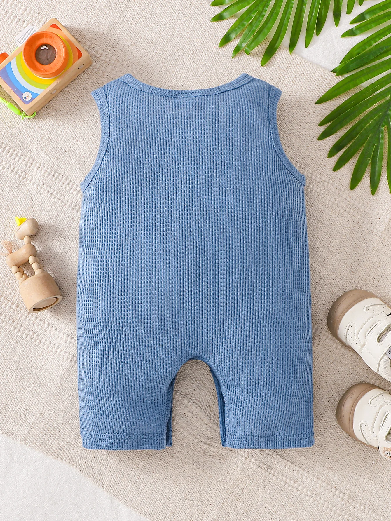 Summer Sleeveless 3D Giraffe Jumpsuit for Boys and Girls, Cute Blue Basketball Patch, Soft and Comfortable Crawling Suit - Image 2