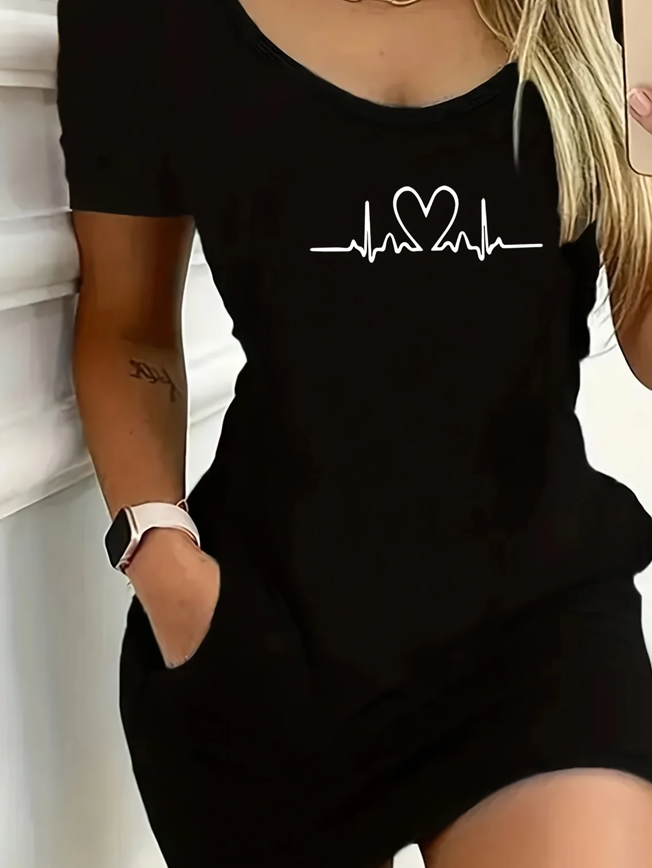 2026 Casual and Comfortable Summer Style, Heartbeat Accelerated Printed Pattern, Solid Color Short Sleeved Dress, Short Skirt - Image 3