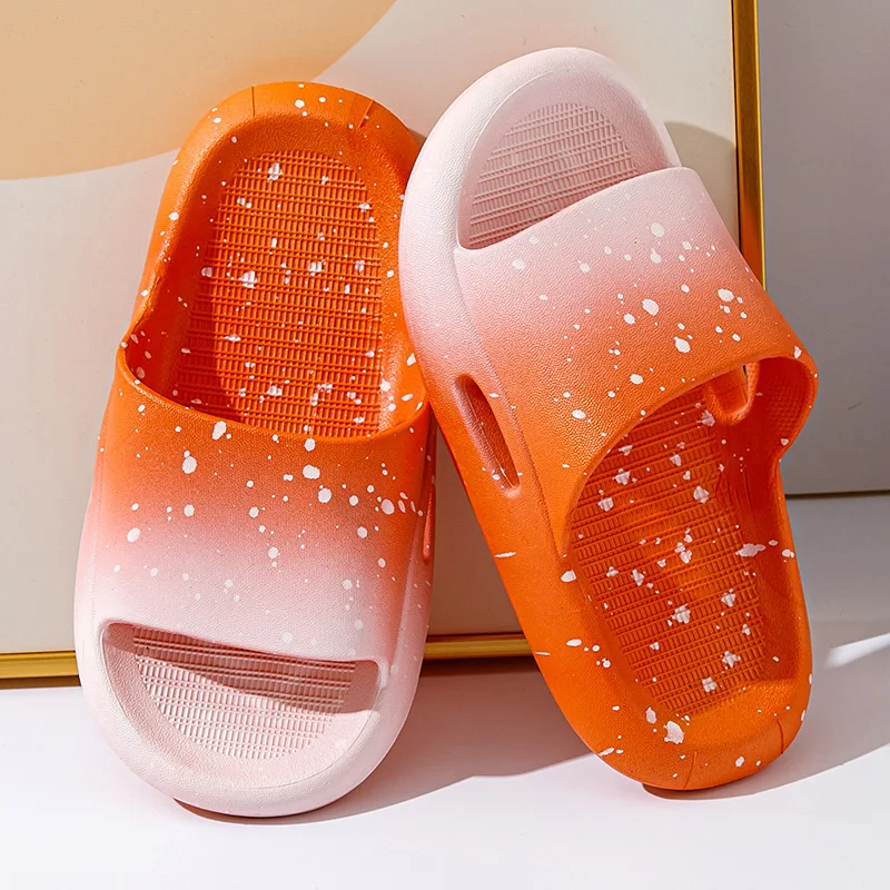2026 New Summer Gradient Children's Slippers for Boys and Girls Sandals and Slippers for Indoor and Outdoor Home Furnishings - Image 4