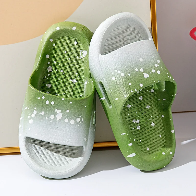 2026 New Summer Gradient Children's Slippers for Boys and Girls Sandals and Slippers for Indoor and Outdoor Home Furnishings - Image 5