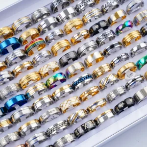 20Pcs/Lot Fashion Heart Stripe Stainless Steel Love Rings For Men Women Mix Style Party Gifts Jewelry Accessories