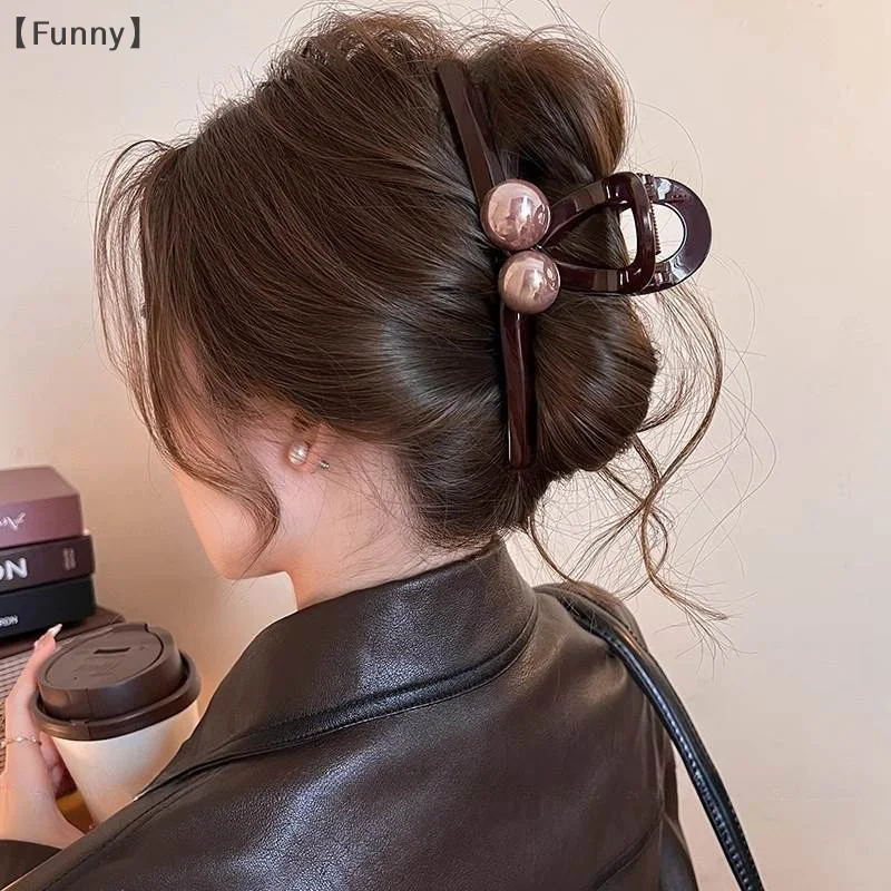 Elegant Pearl Hair Claw For Women Girls Simple Large Shark Clip Trendy Plastic Hairpin Fashion Versatile Hair Accessories Gifts