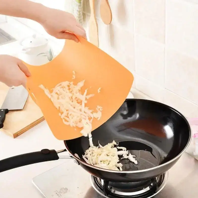 Flexible Plastic Cutting Board Food Chopping Mat Lightweight Cutting Surface For Fruits Vegetables Kitchen Cooking Tool - Image 5
