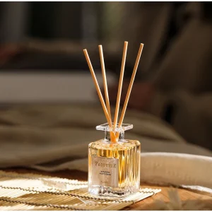 Long-lasting Home Fragrance Essential Oil For Bedrooms And Bathrooms Rich Fragrance Toilet Deodorizer Bedroom Car Air Freshener