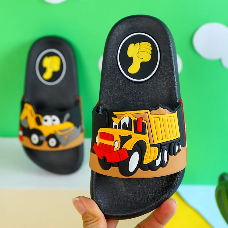 New2024 summer children slippers Kids shoes Cartoon slippers Soft soled anti-skid sandals kids shoes zapatos niña chausson - Image 2