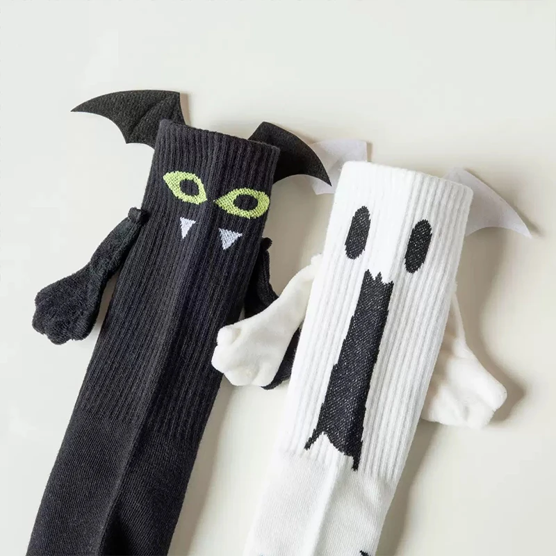 1 Pair Halloween Cartoon Socks Cute Bat Hand Holding Mid-Calf Funny Novelty Socks Spooky Costume Gift for Women Men Party Unisex - Image 4