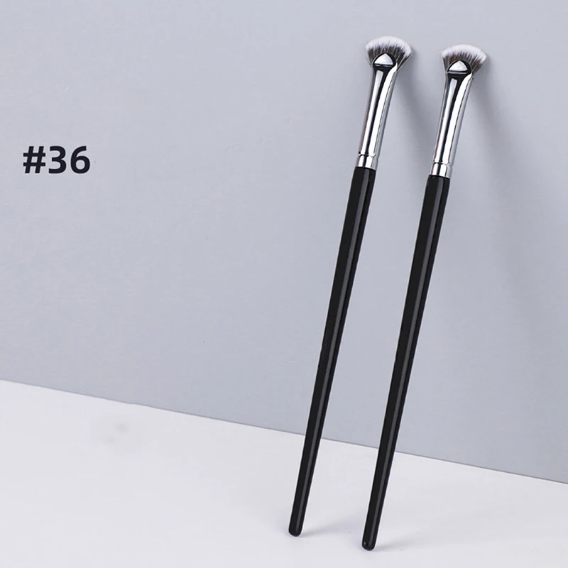 1PC Fan-shaped Eyelash Brush Soft No Shedding Professional Beauty Eyelash Makeup Brushes Mascara Highlighter Powder Smudge Tool - Image 4