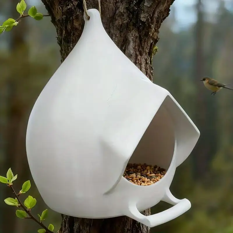 1PCS Durable plastic outdoor hanging bird feeder for courtyard decoration - Image 3