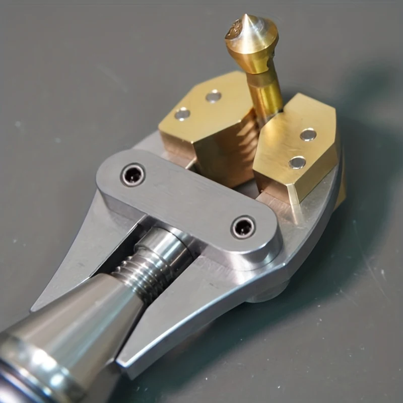 1Pc High Quality Adjustable Hand Held Vise, Brass jaws,Wire Working, Hand DIY Tool Clamp - Image 3