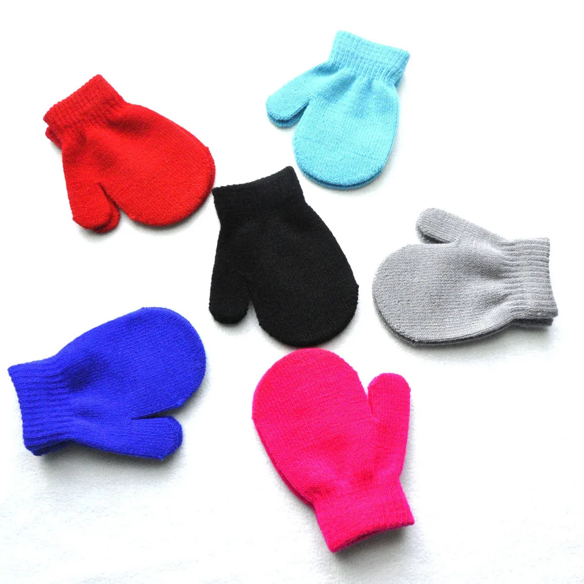 1pc Soft and Warm Kids Gloves for Winter Accessories Classic Design for 1-4 Year Olds Toddlers Baby Mittens - Image 5