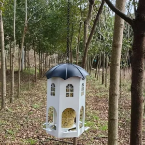 1pcs Heavy-duty metal suspended bird feeder towers suitable for birds. Suitable for garden, backyard and garden decoration.