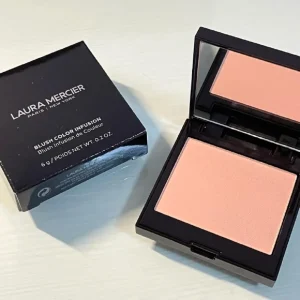 2026 Hot Makeup Kit - Translucent Oil Control Setting Powder, Silky Monochrome Powder Blusher, Low Saturation Flawless Makeup