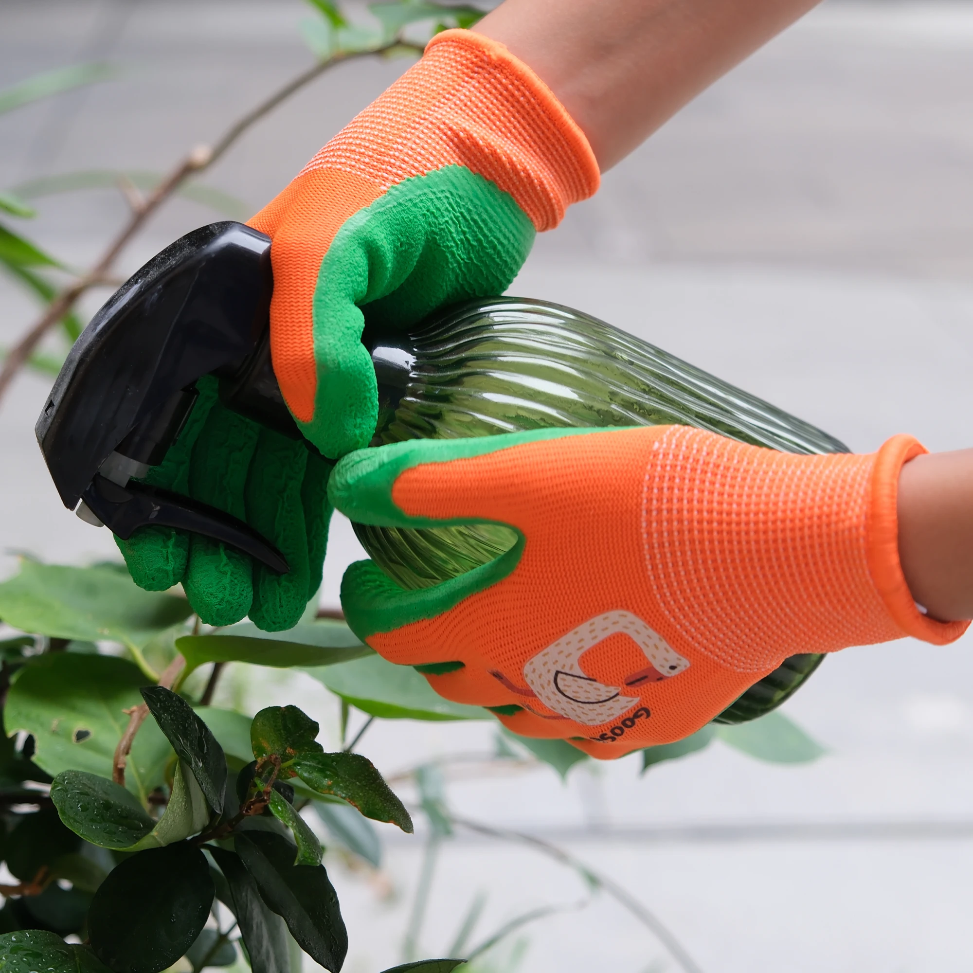 3 Pairs Kids' Gloves Latex Gloves in Various Colors and Cute Patterns for Outdoor Gardening Activities - Image 6