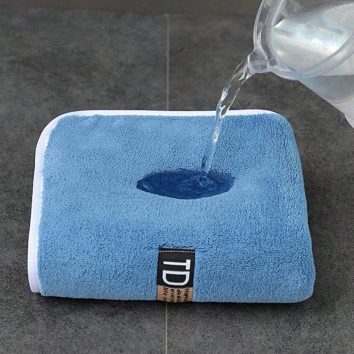 6pcs Thickened Microfiber Towel Set, 40x80cm/15.7"x31.5" Towel, Absorbent Quick-Drying Suitable for Family Fitness and Travel - Image 3