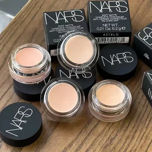 NARS Soft Matte Complete Full Coverage Longwear Concealer with Hyaluronic Acid, Full Coverage Blemishes Dark Circles and Pores