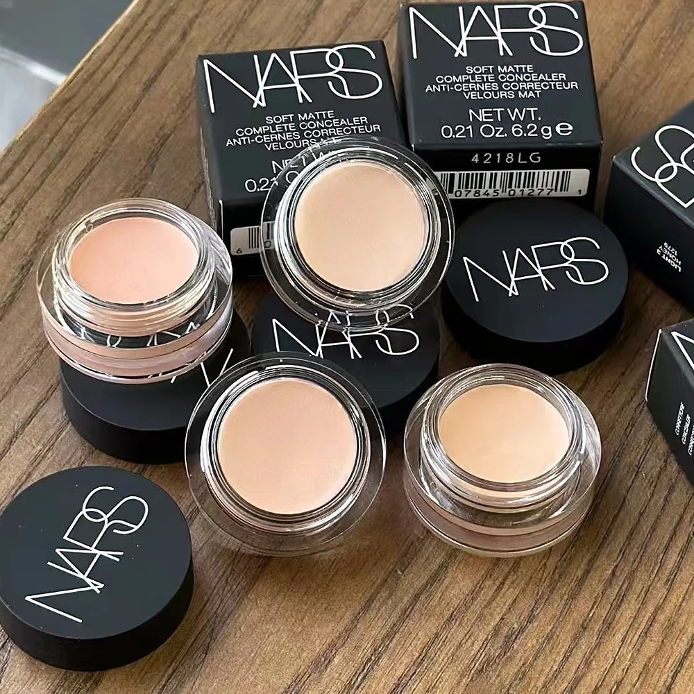 NARS Soft Matte Complete Full Coverage Longwear Concealer with Hyaluronic Acid, Full Coverage Blemishes Dark Circles and Pores