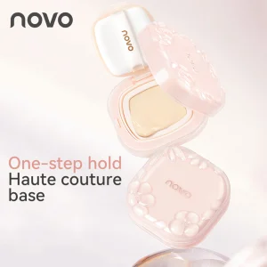 NOVO Waterproof and sweat-resistant, smudge-proof, long-lasting makeup raincoat cushion foundation