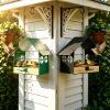 Outdoor Bird Feeder Metal Roof Bird Perch Hanging Nut Hummingbird Feeding House with Stainless Steel Mesh Drain for Garden Backy
