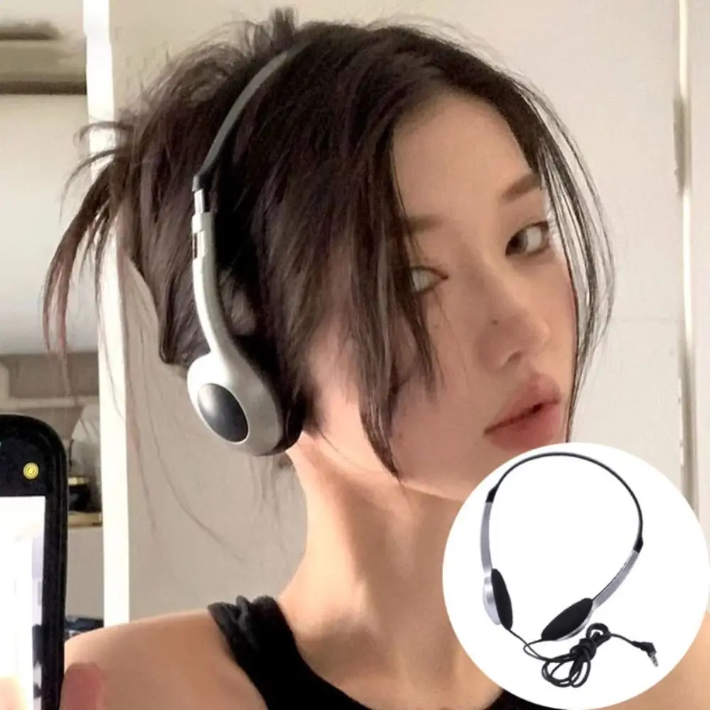 Retro Wired Headphones MP3 Wired Connection Music Over Ear Earbud Walkman Earphone Personality Hip Hop Trends Sports Headphones - Image 4