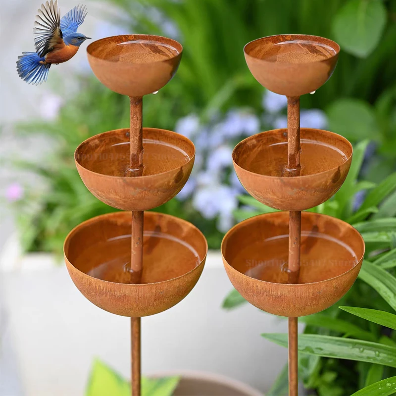 Rusted Vintage Iron Garden Rain Catcher 3-Tier Bowl Metal Bird Bath Garden Stake Decorative Bird Water Dispenser Courtyard Decor