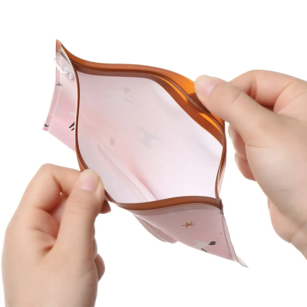 Useful Cute Carrying Case Product Snap-Strap Flip Cover Wet Wipes Bag Tissue Box Cosmetic Pouch Stroller Accessories - Image 2
