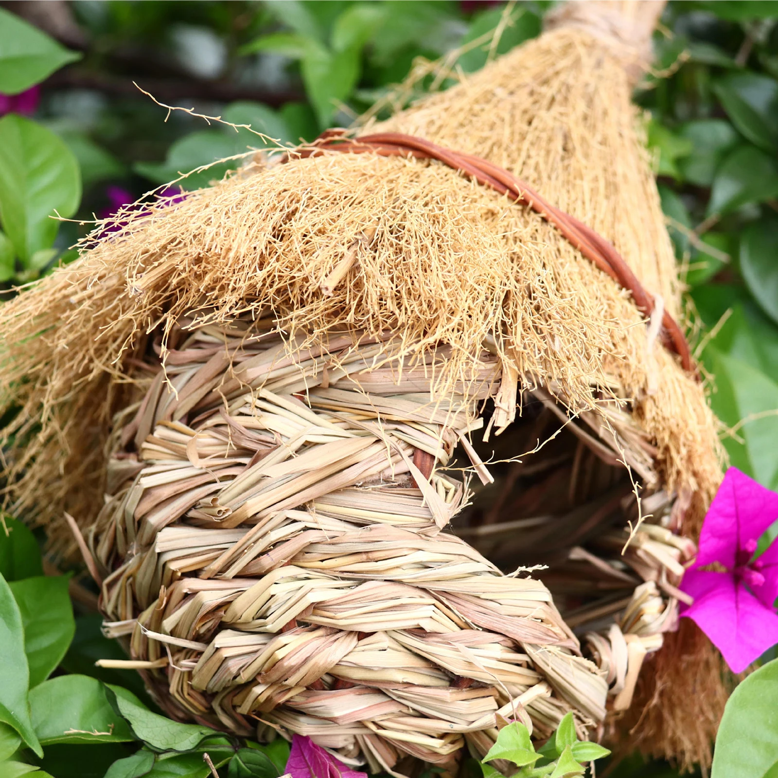 Wren Finch Hanging Bird House Hand Woven Bird Nesting House Grass Birds Hut Hummingbird House for Outside Indoor Lawn Patio Home - Image 6