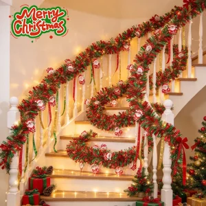 1--10PCS Festive Tinsel Garland with Santa Claus Stocking Fringe Strips Hanging Decoration for Xmas Tree Fireplace Home Party