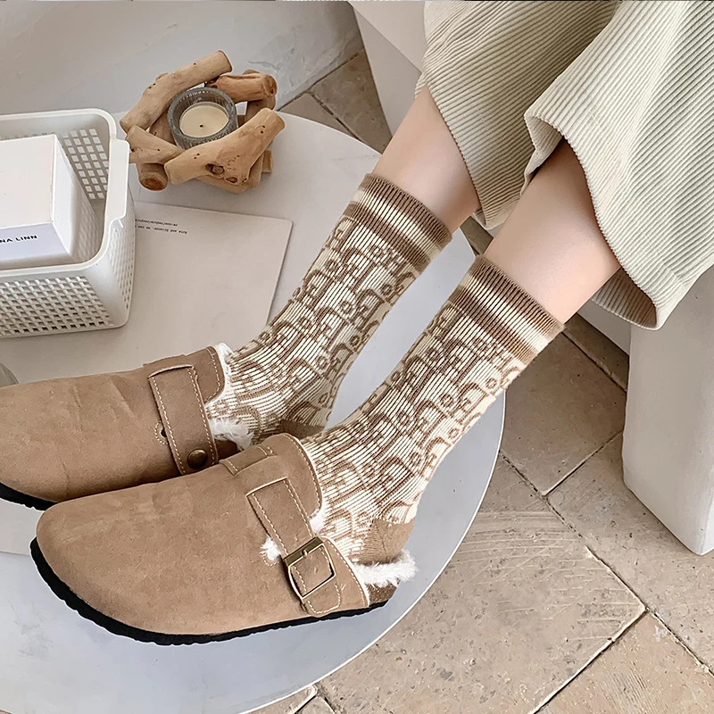 1/2/4Pairs Winter Wool Socks for Women Cashmere Warm Socks Letters Pattern Monogram Thick Mid Tube Designer Socks Luxury Korea - Image 5