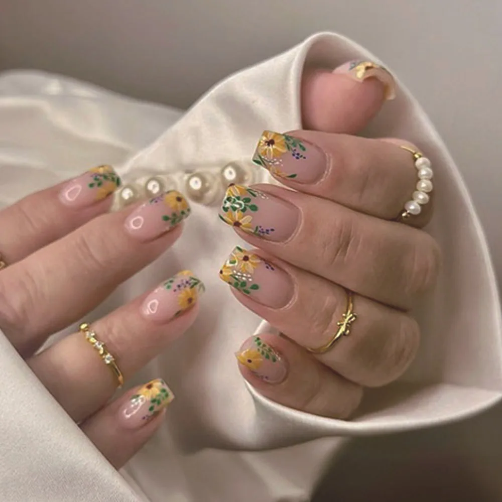24Pcs/set Mid-length Square Press on Nails Yellow Flower Pattern Fake Nails Summer Wearable False Nails Uñas Накладные Ногти 네일팁