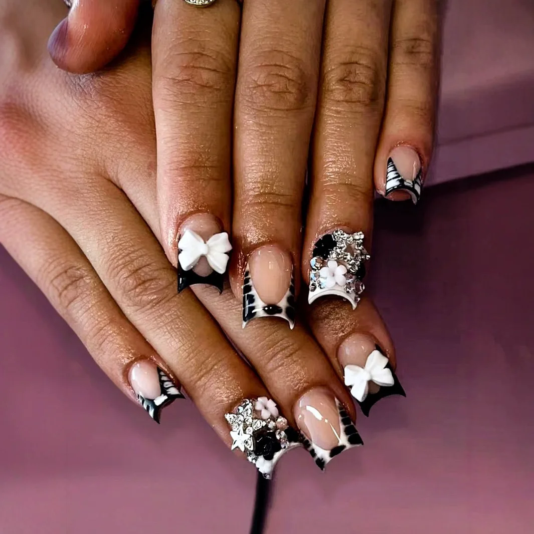 24pcs Nude Pink Sweet Fake Nails Short Duckbill Leopard Print French False Nails With 3D Bowknots Butterfly Cherry Press On Nail - Image 4
