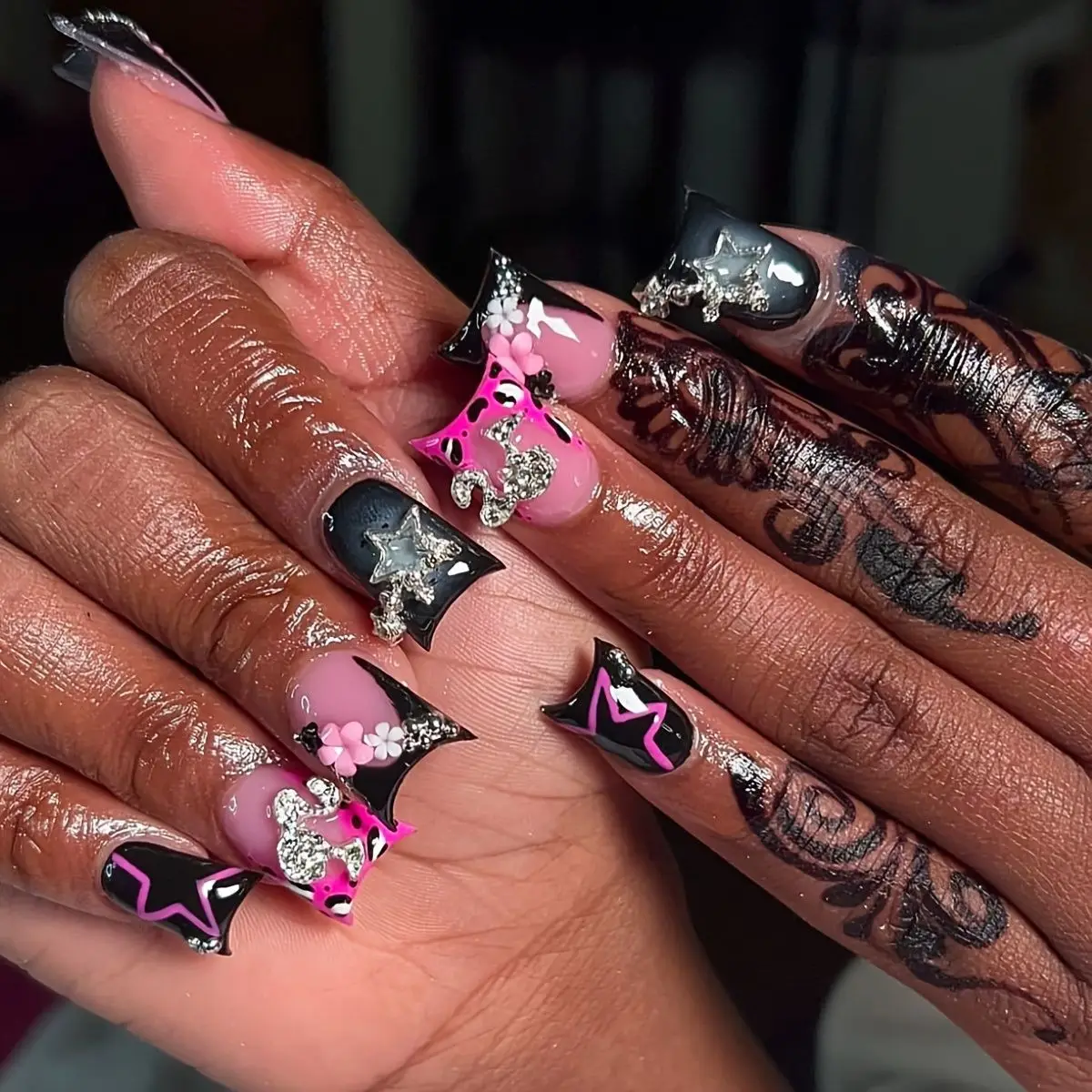 24pcs Nude Pink Sweet Fake Nails Short Duckbill Leopard Print French False Nails With 3D Bowknots Butterfly Cherry Press On Nail - Image 5