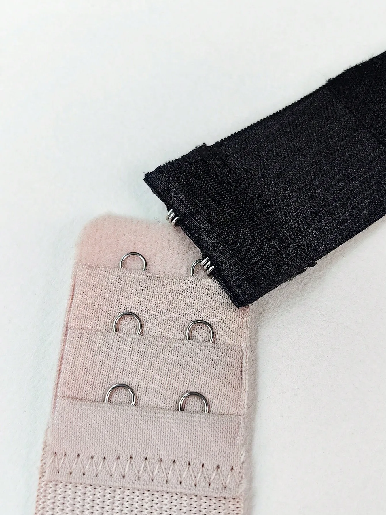 5-Pack Bra Extender Clips - Extended Two-Row Buckle Design, Comfortable Adjustable Elastic Non-Slip Shoulder Straps, Bra Back Buckle Extender Clips - Image 3