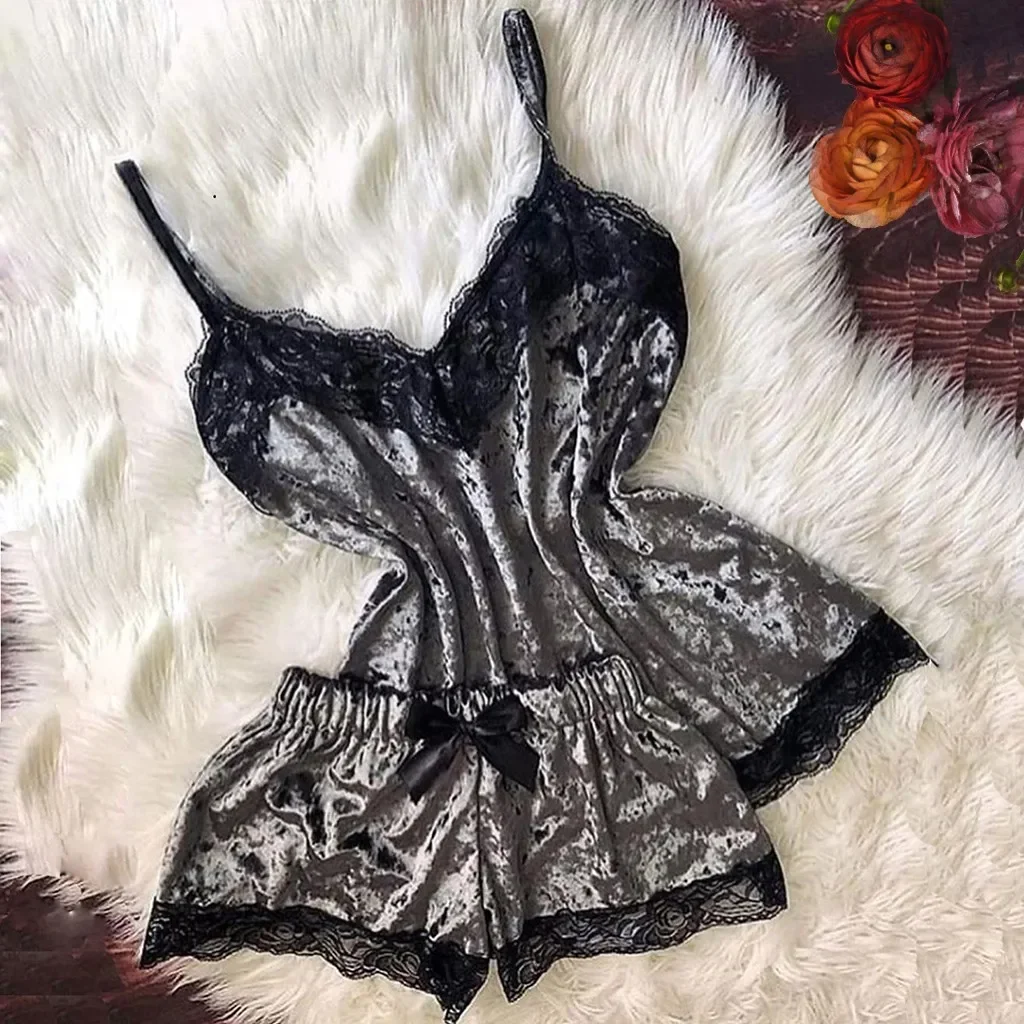 Autumn Winter Velvet Pajamas Set Women's Sexy Lingerie Sleepwear Nightwear Cute Cami Top and Shorts Pijama Sets Loungewear - Image 4