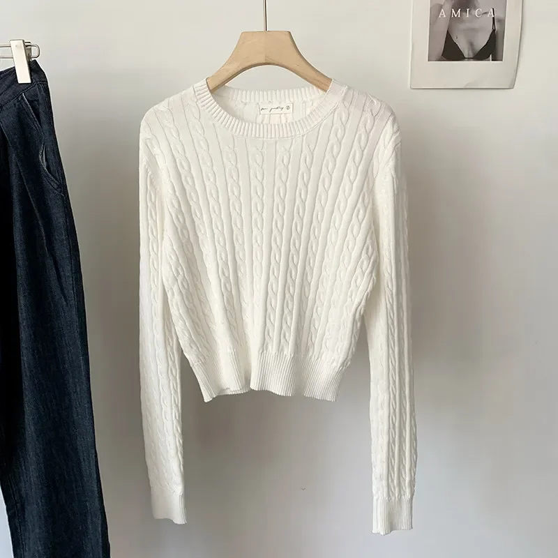 Cable‑Knit Long Sleeve Knit Sweater 2026 Autumn Winter Solid‑Color O-Neck Sweater Women Pullover Versatile Base Top