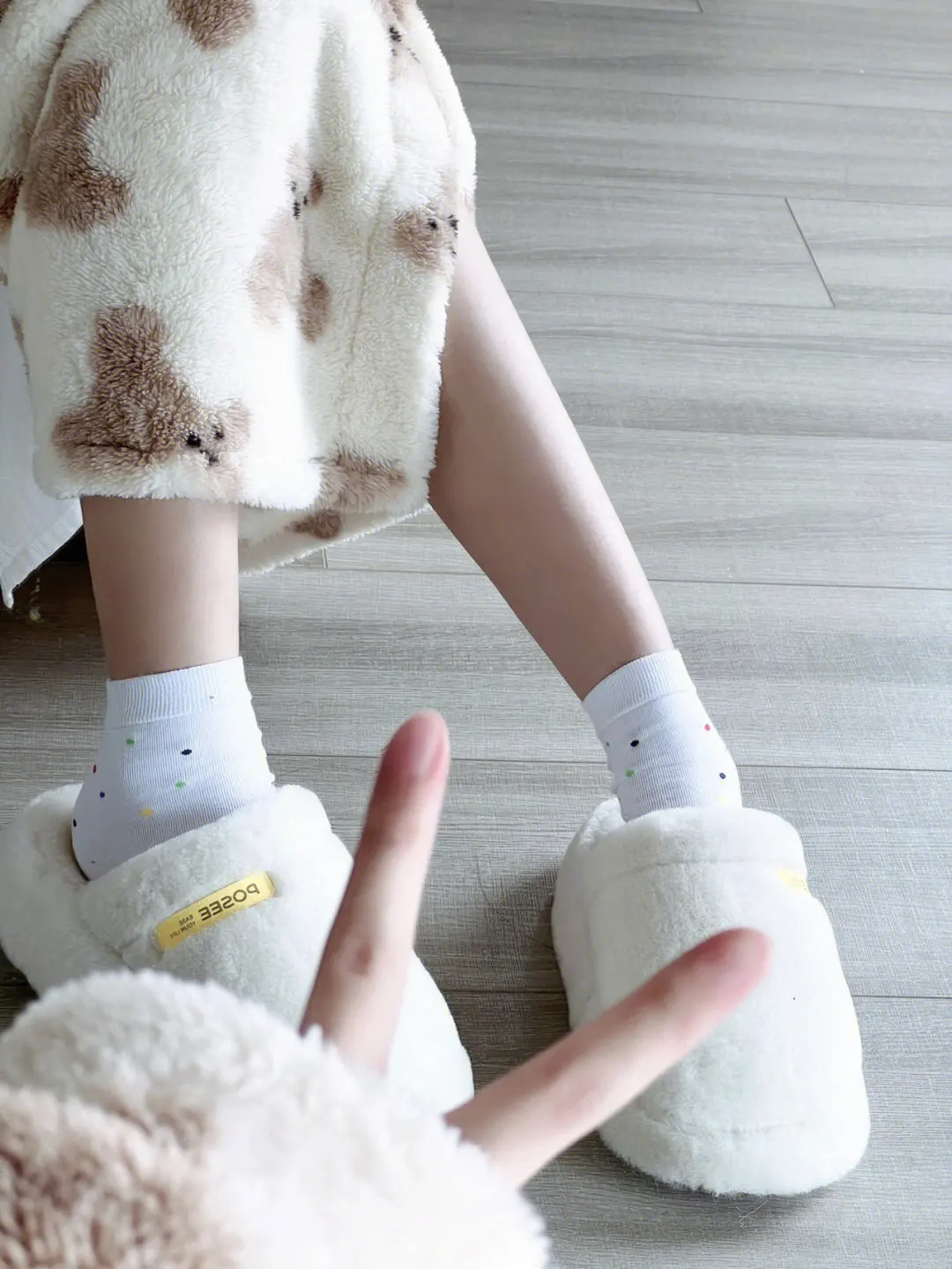 Fall and Winter Long Coral Velvet Nightgown Girl Cute Bear Pajamas Women's Thickened Warm Flannel Hooded Bathrobe Homewear - Image 4