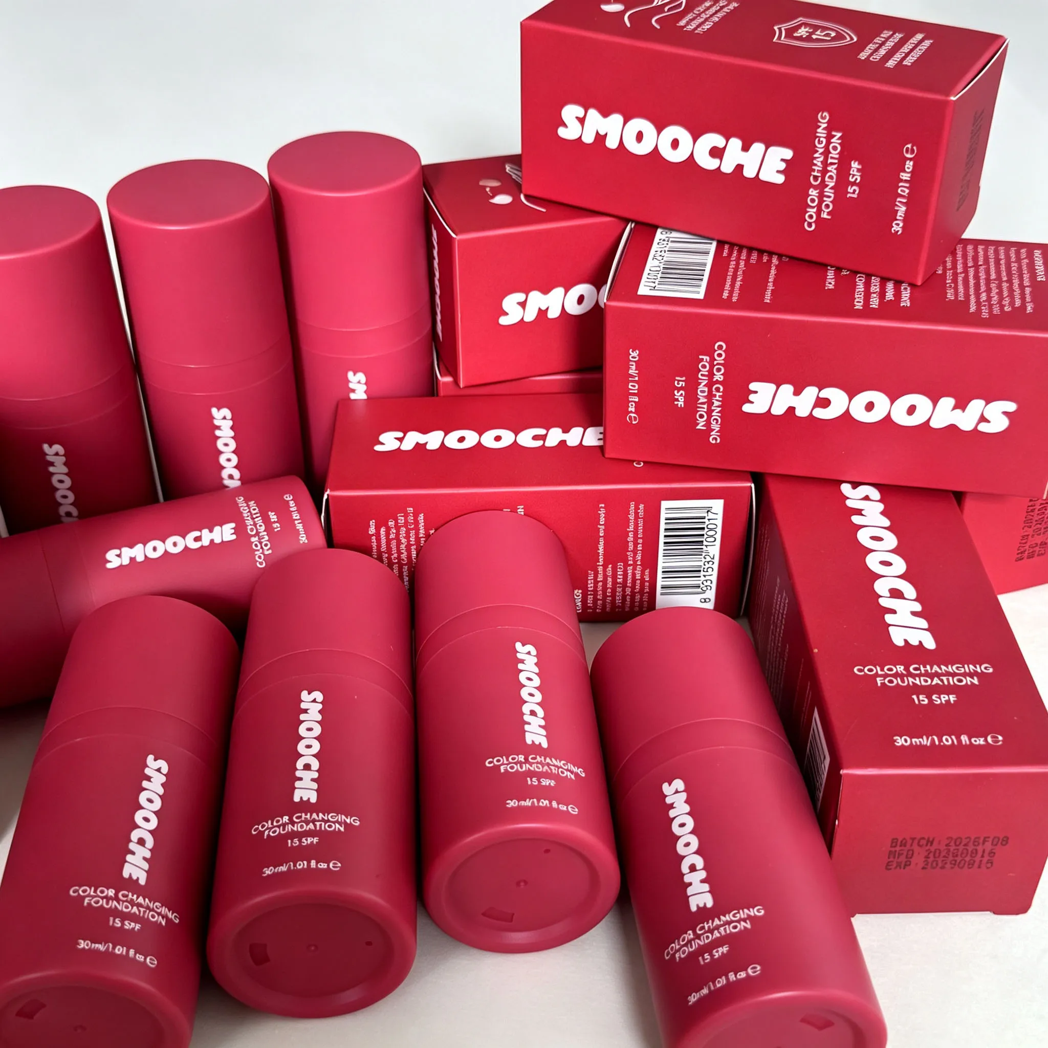 Hot SMOOCHE SPF15 Skin Tone Adaptive Color Changing Liquid Foundation Lasting Oil Control Liquid Foundation Nature Concealer - Image 4