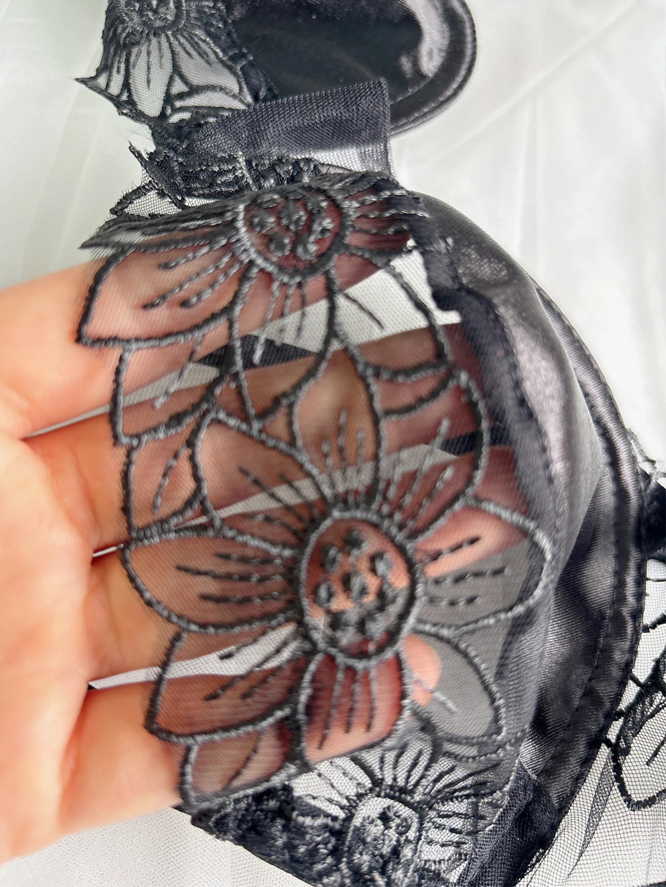 Hot-Selling 2-Piece Floral Embroidery Sexy Bra Set - Sunflower Embroidered Underwired Semi-Sheer Lingerie Set, Ideal for Dates, - Image 6