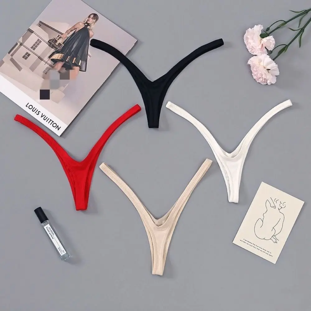 Innovative Deep V Look Thong Panties Equipped with A Sophisticated Cotton Women Briefs Breathable Solid Color Low Waist Bikini