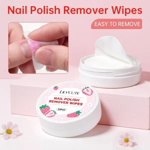 LILYCUTE 32Pcs Lint-Free Box Strawberry Nail Polish Remover Wipes Soft Absorbable Pads for Easy Manicure & Pedicure Bueaty Care