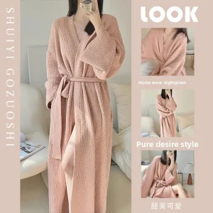 New Arrival: French-Style Luxurious Pearl-Fleece Women's Winter Cardigan, Seductive-Style Robe, Plus-Size Loungewear, Nightgown