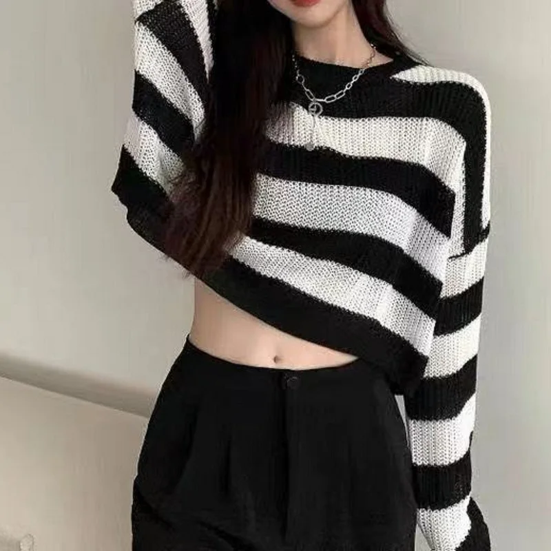 New Korean Style Striped Cropped Sweater Women Vintage Oversize Knit Jumper Female Autumn Long Sleeve O-neck Pullovers Tops - Image 2