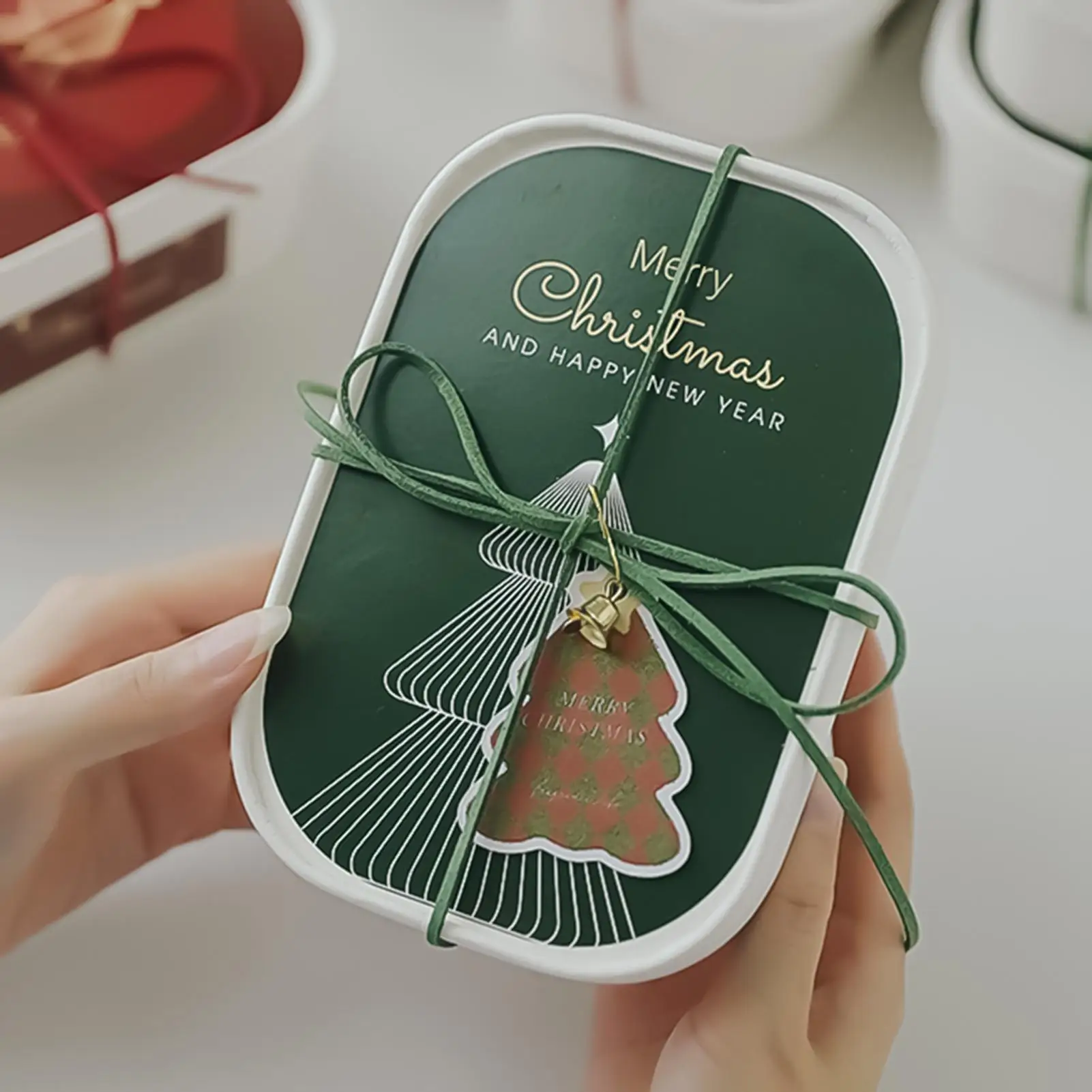 Scented Candle Lightweight Craft Aromatherapy Set Christmas Tree Candle Decor for Mother Family Birthday Fall Home Autumn - Image 3